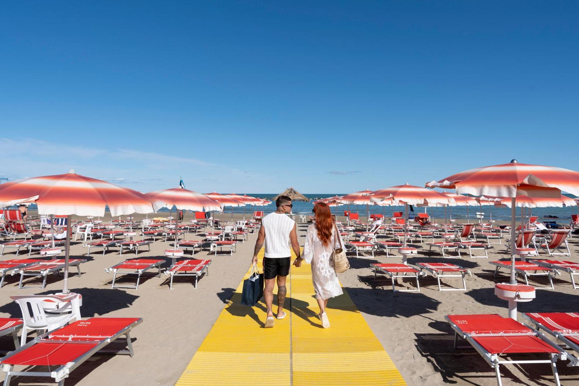 Park Hotel & Dependance Con Spiaggia Martinsicuro Exterior foto